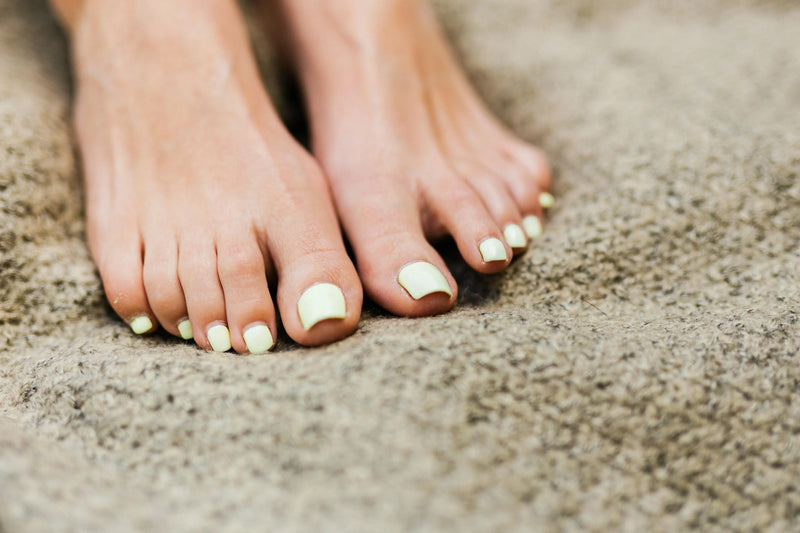 Swiss Classic Foot Care Ritual with Nail Polish – 90 Minutes